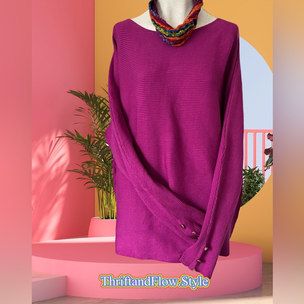 NWT FUCHSIA SWEATER - Size M
